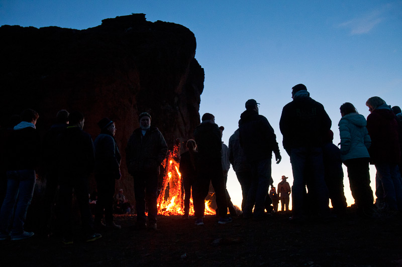 easter-sunrise-service-at-fort-rock-10