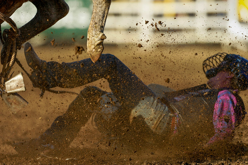 2014_06_sistersrodeo-xtremebulls08