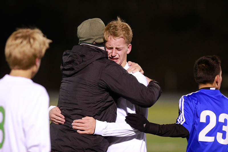 2014_11_hssoccer-sumwoodburn16