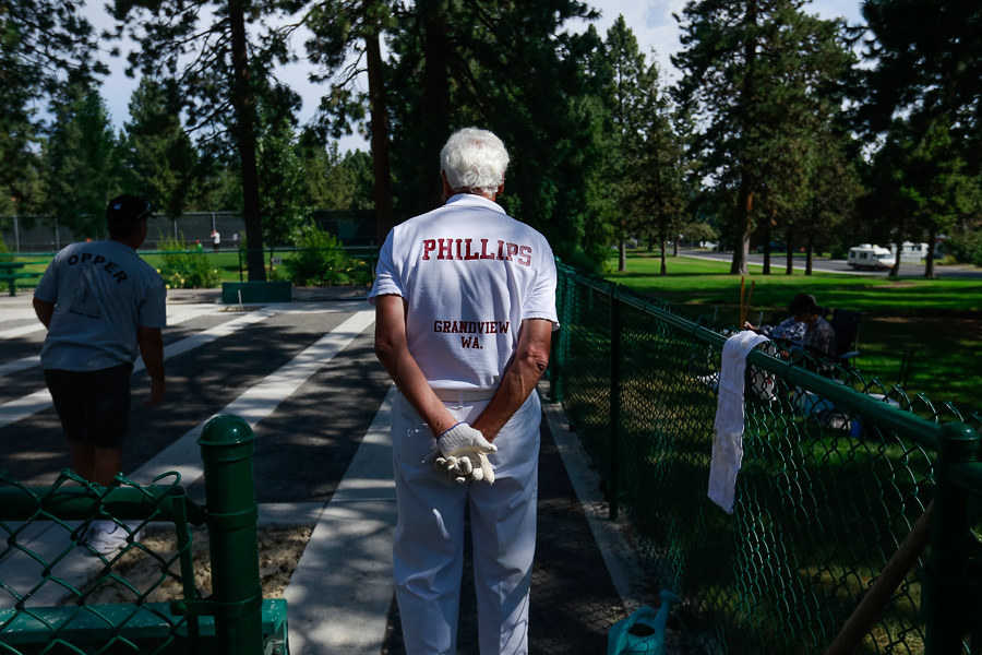 2014_07_horseshoes04