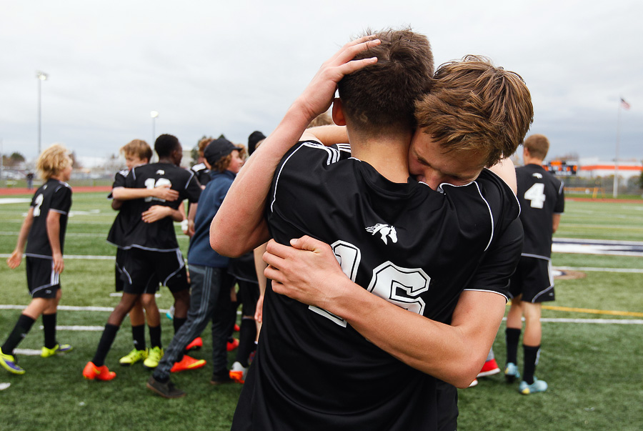 2015_11_hssoccer-sisstate-02