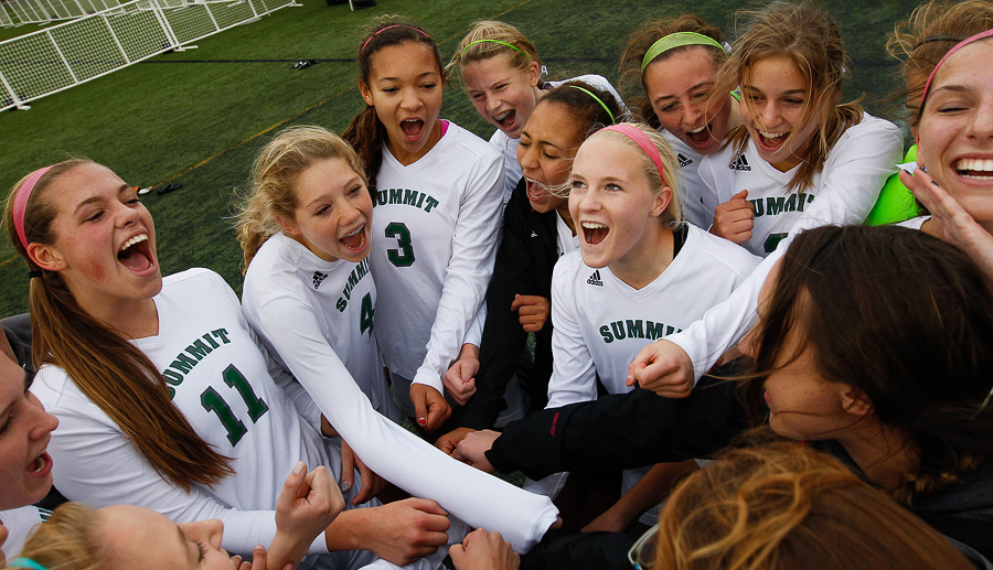 2015_11_hssoccer-sumstate-03