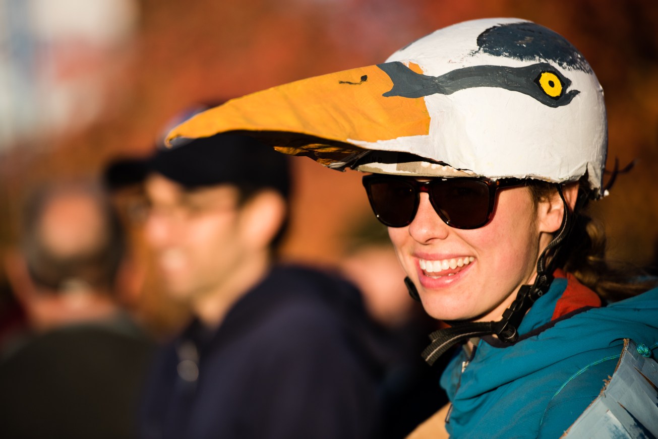 2018_11_costumedcross99