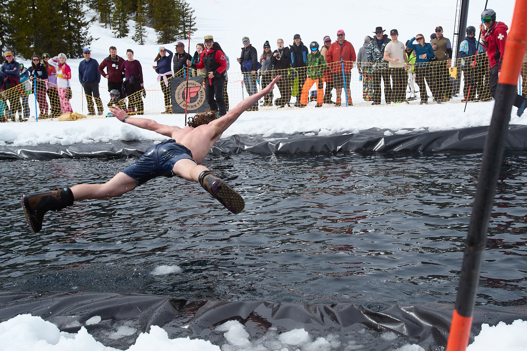 2024_04_hoodoopondskim09