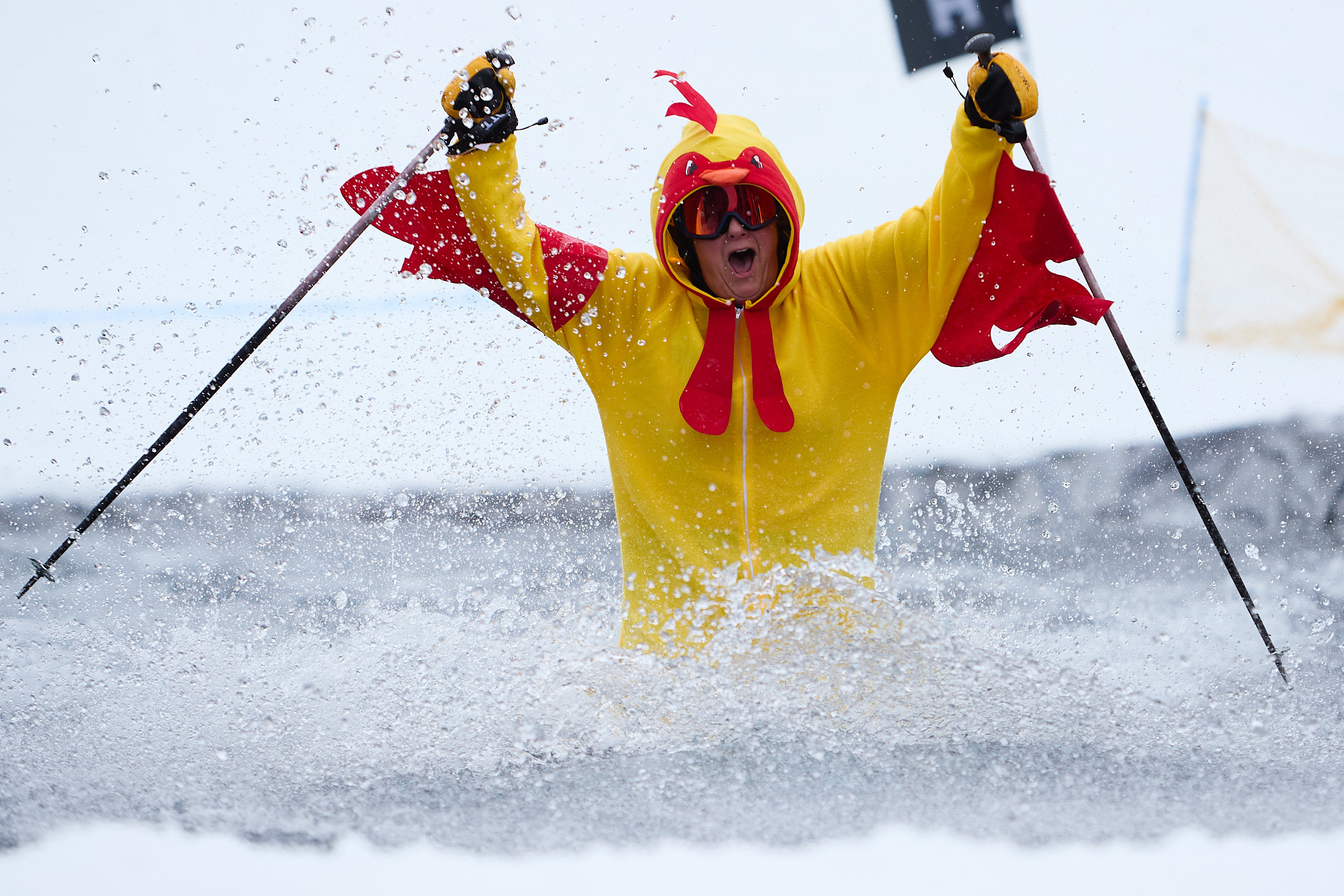 2024_04_hoodoopondskim16